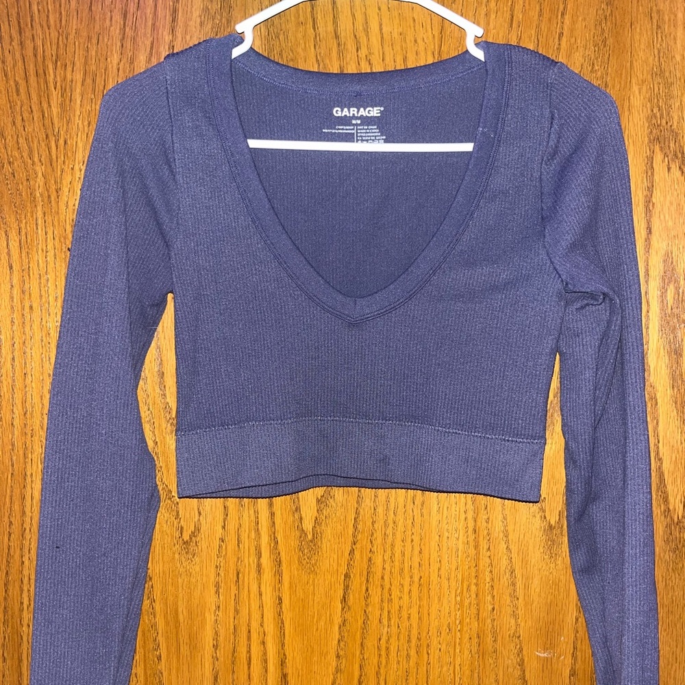 purple garage top